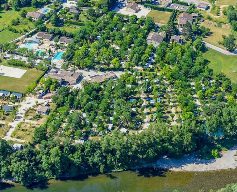  Camping bord de rivière Ardèche Camping les Coudoulets